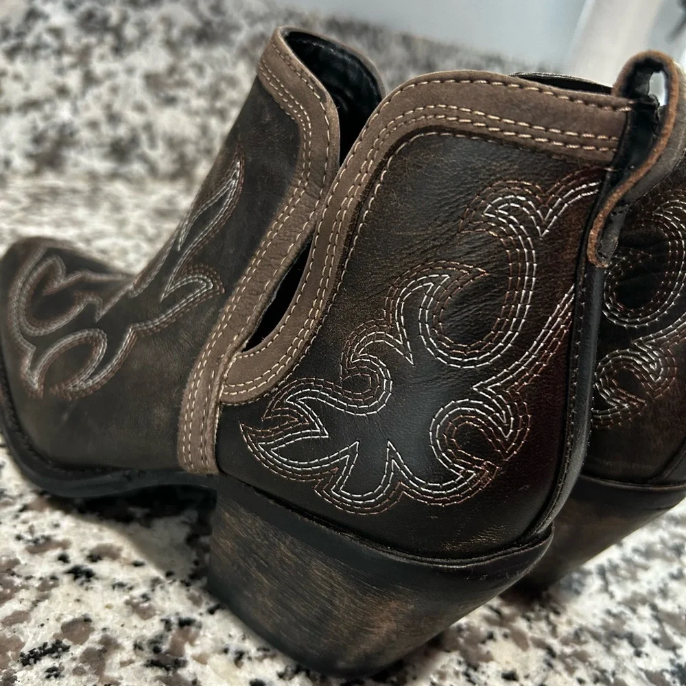 Myra Emmie Faye Stitched Ankle Boot Sz 7